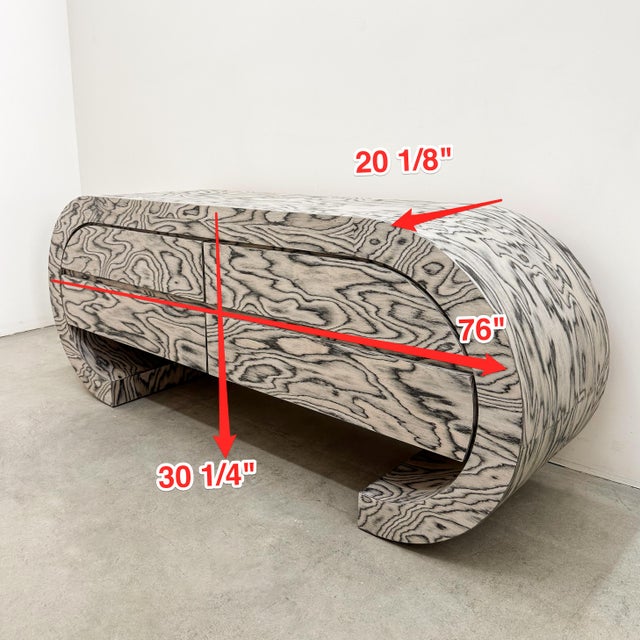 Vintage 1980s Postmodern Waterfall Dresser in Ettore Sottsass Alpi Veneer, Attributed For Sale - Image 11 of 11
