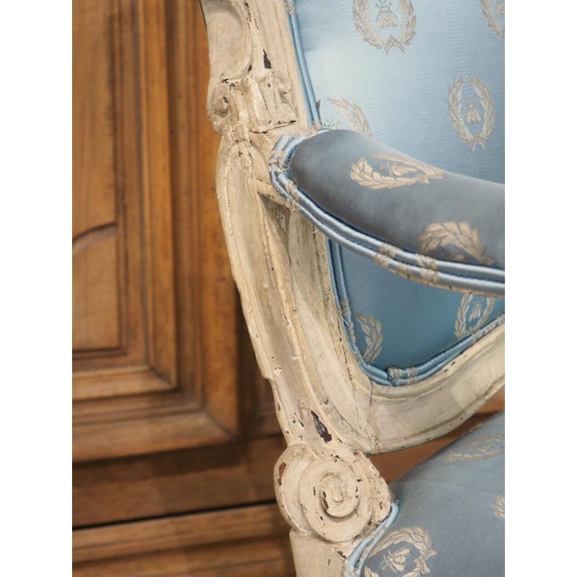 18th Century French Painted Louis XV Fauteuil À La Reine Armchair With Blue Silk For Sale - Image 11 of 18