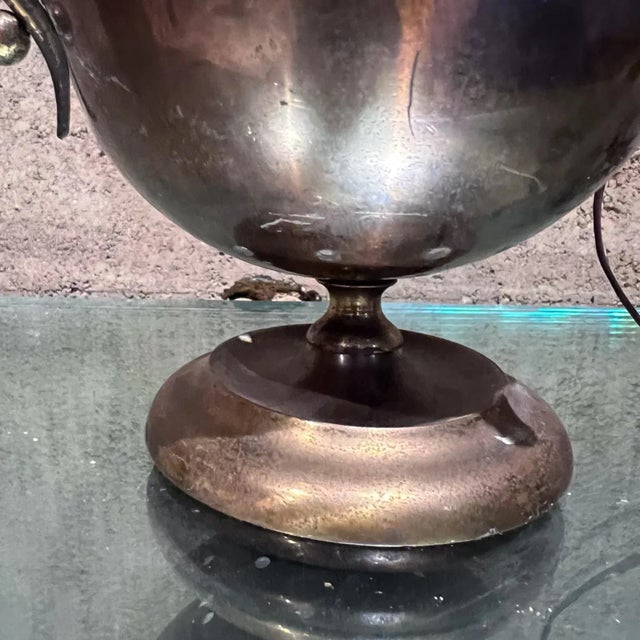 Gio Ponti Sculptural Brass Urn Table Lamp Style of Fontana Arte, Mid-Century Italy For Sale - Image 4 of 10