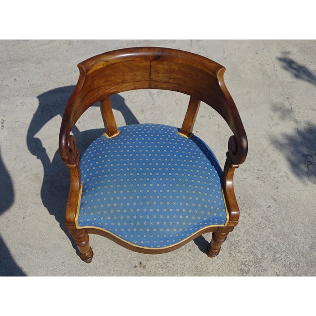 Antique Gondola Armchair in Walnut and Fabric For Sale - Image 12 of 18