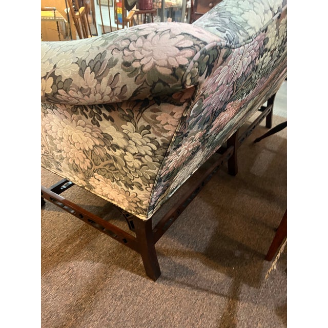 1980s Henredon Natchez Historic Collection Stretch Carved Mahogany Base Sofa For Sale - Image 5 of 10