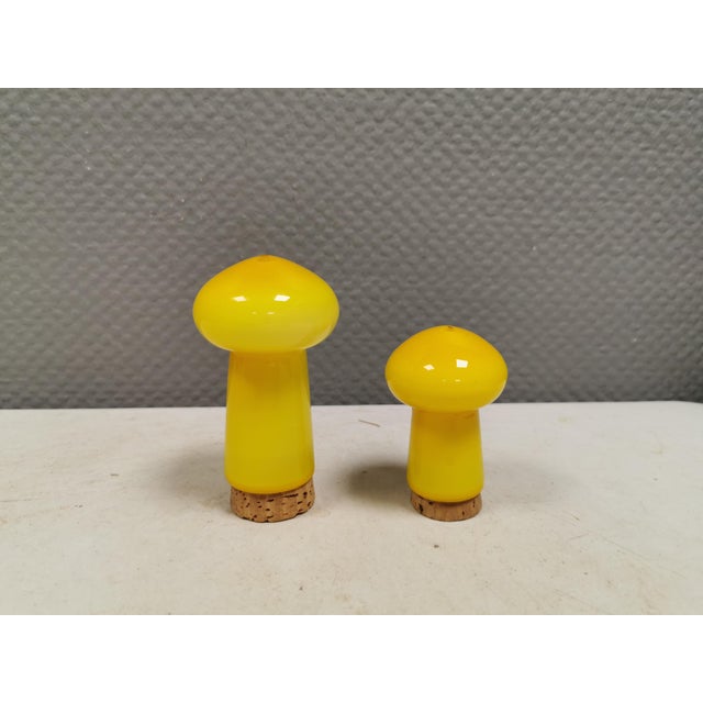 Palet Mushroom-Shaped Salt and Pepper Shakers by Michael Bang for Holmegaard, 1960s, Set of 2 For Sale - Image 13 of 13