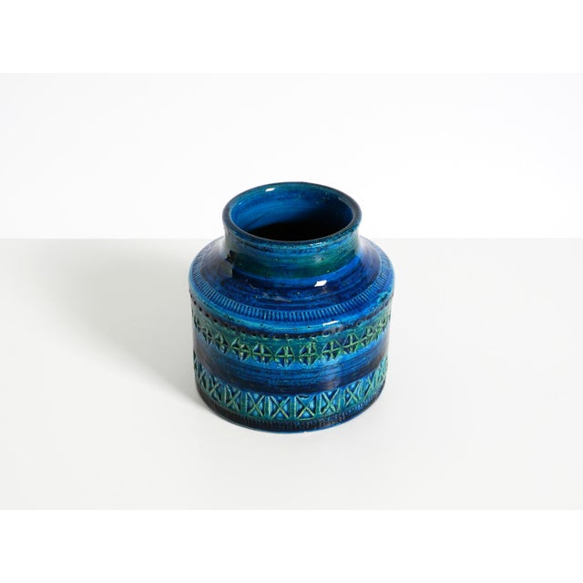 1960s Small Rimini Blue Ceramic Vase by Aldo Londi for Bitossi, Italy, 1960s For Sale - Image 5 of 15