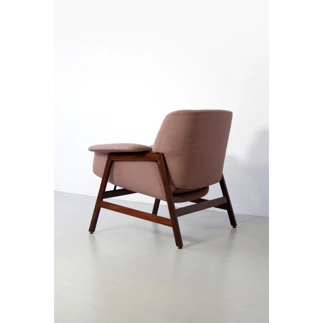 This set of 2 'Model 849' armchairs was designed by Gianfranco Frattini for Cassina in 1958. These chairs are upholstered...