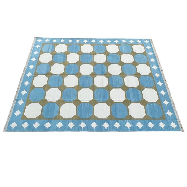 Looking for a custom size or color? For more information on customization capabilities, please reach out to...