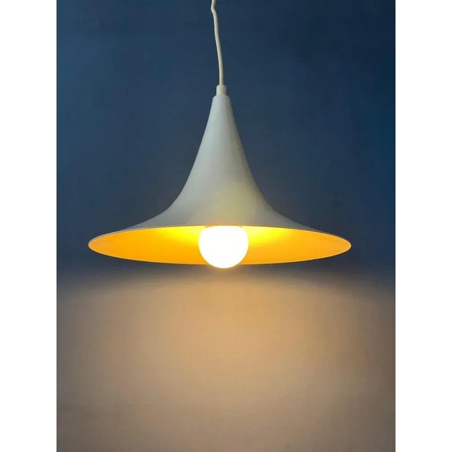 Mid-Century White Space Age Witch Hat Pendant Lamp For Sale - Image 5 of 11