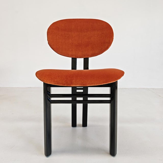 Velvet Chairs with Glossy Black Lacquered Frames attributed to G. Stoppino and L. Acerbis for Acerbis 1980s, Set of 8 For Sale - Image 6 of 18