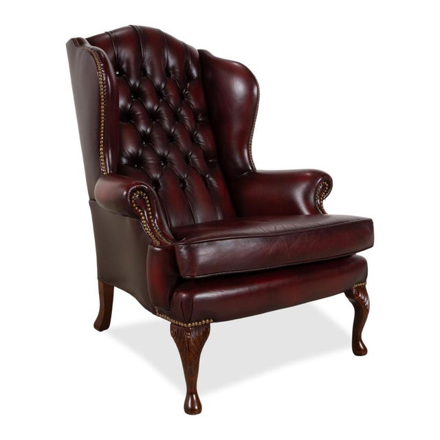 Modern Set of Chesterfield Armchair and Ottoman in Leather and Wood For Sale - Image 3 of 18