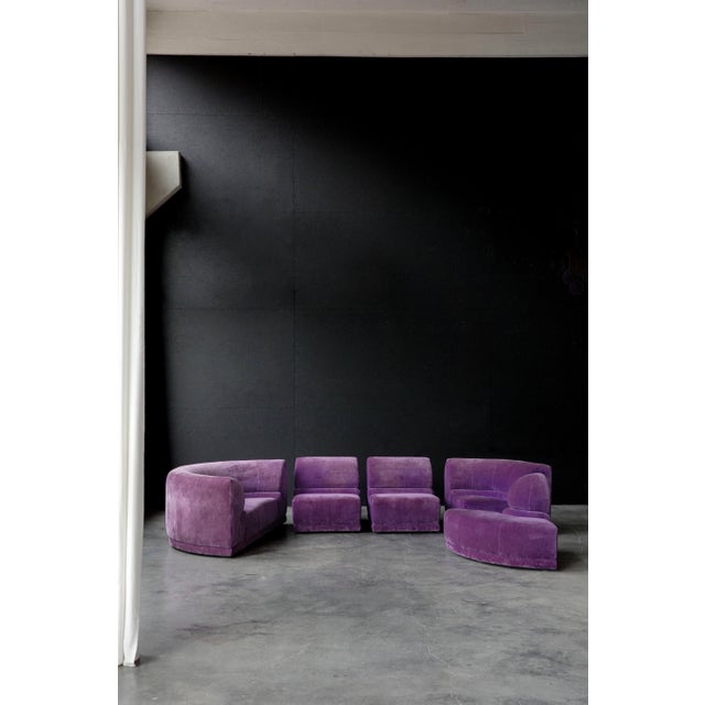 Modular Velvet Sofa from Roche Bobois, France, 1970s, Set of 5 For Sale - Image 4 of 5