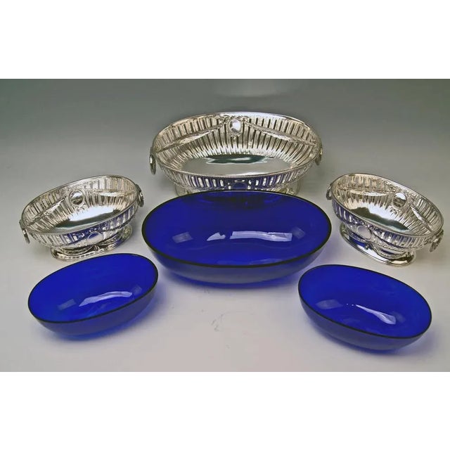 Silver Bowls with Cobalt Blue Glass Liners by Master Bubeniczek, Vienna, Austria, 1900s, Set of 3 For Sale - Image 12 of 13