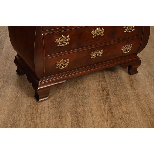 Henredon Chinese Chippendale Style Pair of Mahogany Bombe Chests For Sale - Image 12 of 18