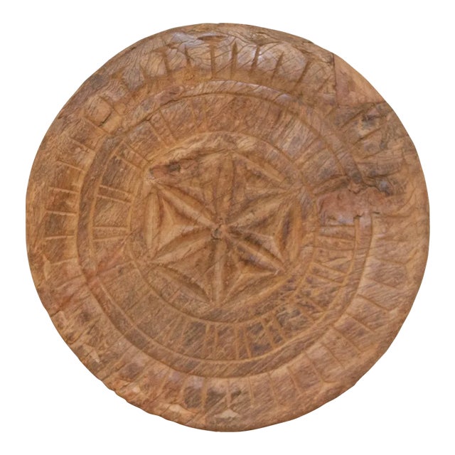 Farmhouse Round Carved Plate For Sale