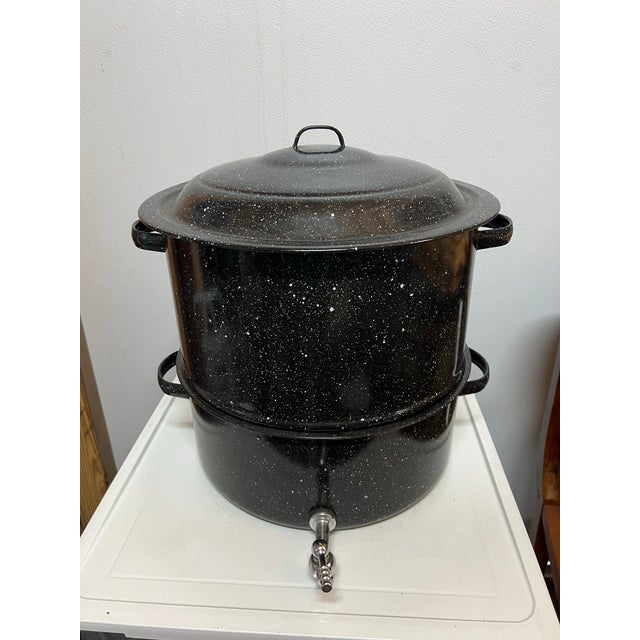 Vintage Enamel Double Steam Pot Lobster Corn Clams w/ Spigot 3pc -This vintage enamel double steam pot set includes a...