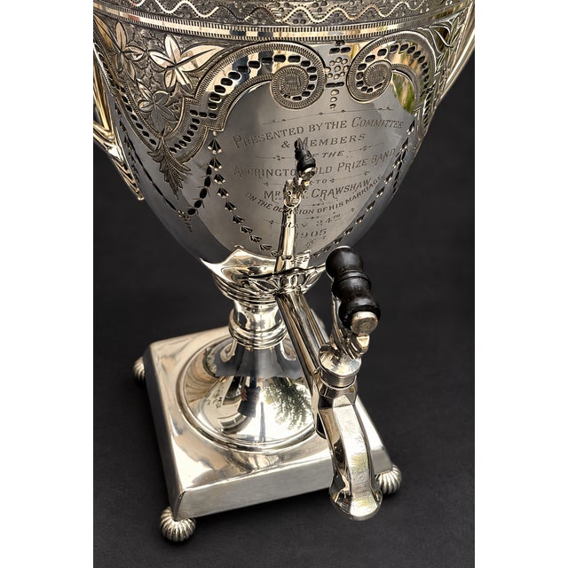Early 20th Century Antique Edwardian Silver-Plated Tea Urn by James Dixon & Sons, Sheffield, 1905 For Sale - Image 5 of 12