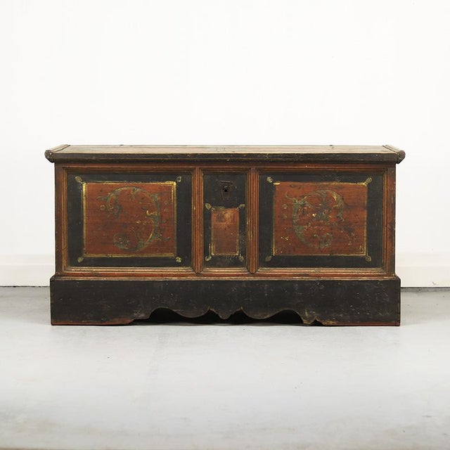 Very Large Rustic Farmhouse Folk Art Bridal Chest / Dresser For Sale - Image 11 of 18