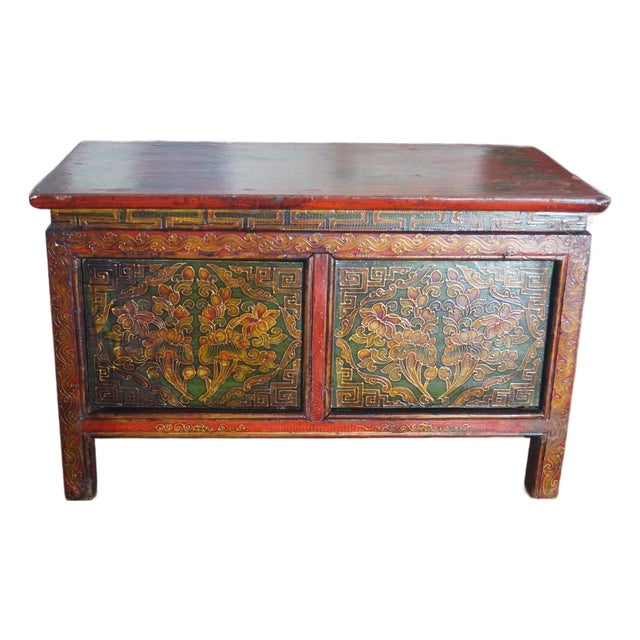Early 20th Century Tibetan Altar Cabinet For Sale