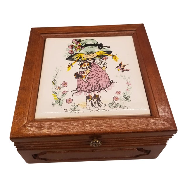 Vintage 70's Purple Velvet Jewelry Box With Holly Hobbie Tile For Sale