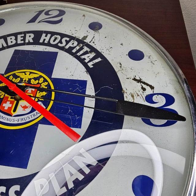 Vintage Member Hospital Blue Cross Plan Clock Bubble Glass PAM Advertising Pam Clock Company 1956 When I plug it in, I can...
