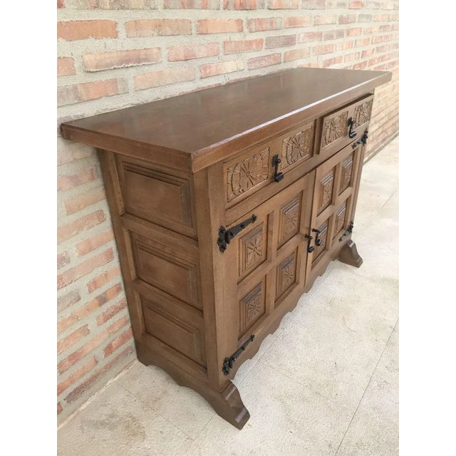 Spanish Carved Dark Walnut Tuscan 2-Drawer Credenza, 1940s For Sale - Image 4 of 18