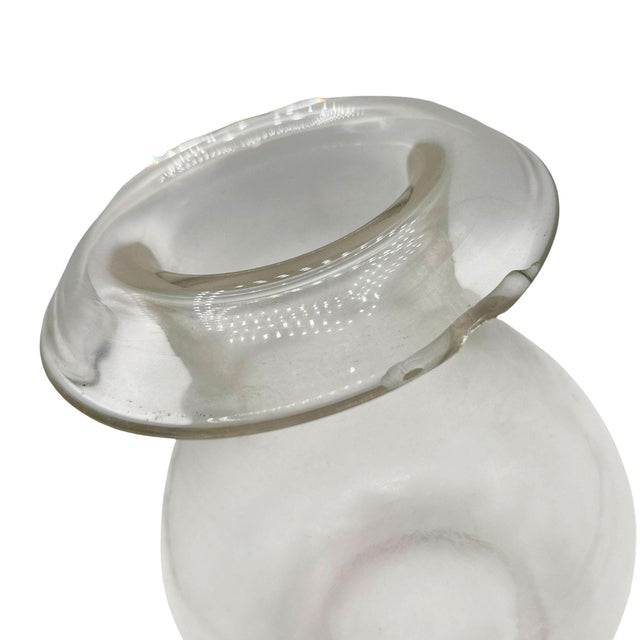 1900s Victorian Clear Glass Oil Lamp Fluted Hurricane Shade For Sale In Los Angeles - Image 6 of 6