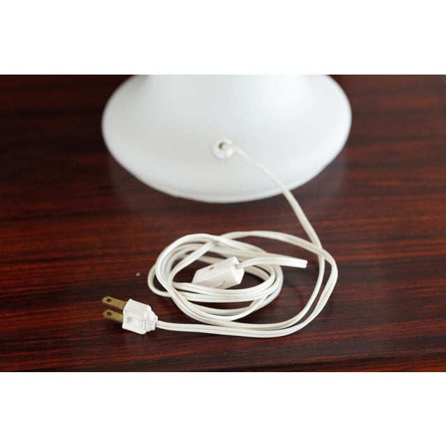 White 1960s Laurel Mushroom Mid-Century Modern Lamps - a Pair For Sale - Image 8 of 14