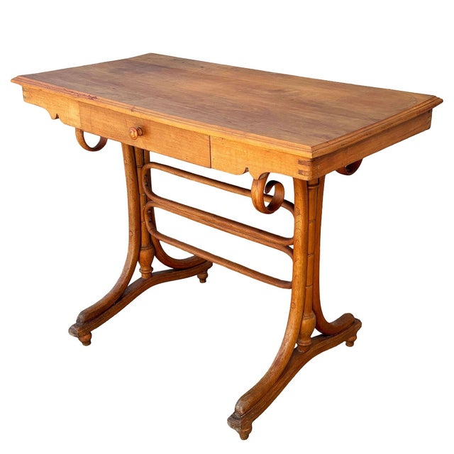 Victorian Rare Vienna Secession Austrian Blond Model 962 Bistro Table Attributed to Thonet, 1904 For Sale - Image 3 of 7