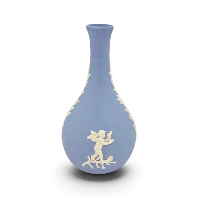 Late 20th Century Wedgwood Blue Jasperware Heart Box, Dish and Vase - 3 Pieces For Sale - Image 9 of 18