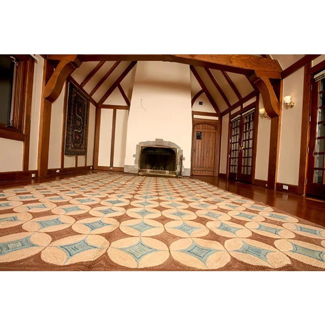 Hook rug 10'0" x 14'0". Wool. Hand-woven.