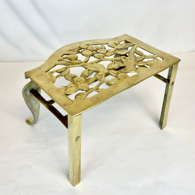 Late 1800s Antique English Cast Brass Fireplace Footman Kettle Pot Stand. For Sale - Image 9 of 11