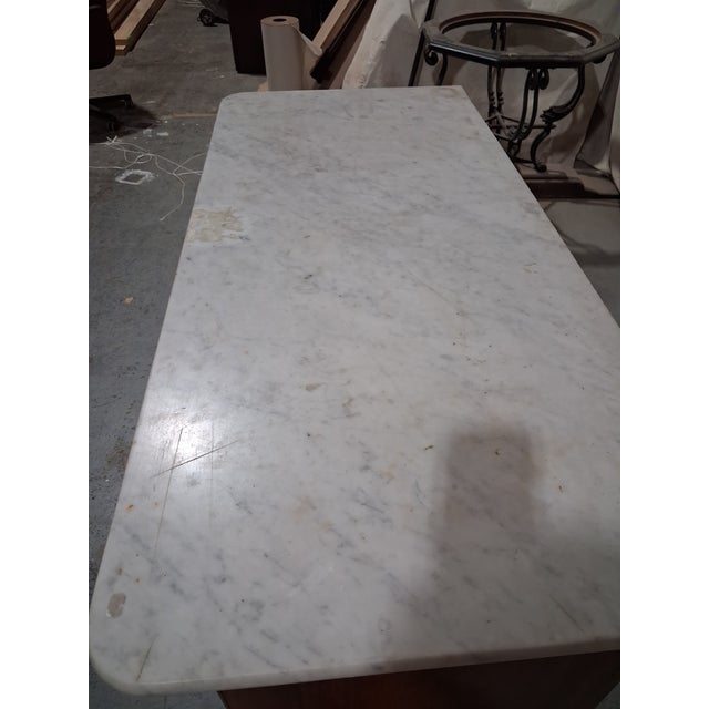 19th Century French Walnut Marble Top Commode With Bookmatched Veneers For Sale In New Orleans - Image 6 of 8
