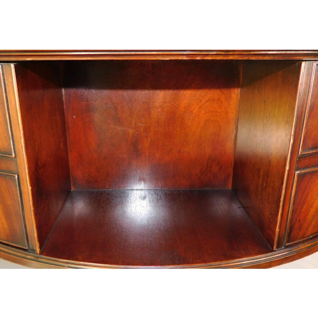1940s Vintage Heirloom Weiman English Regency Rotating Drum Table #:614 For Sale In Portland, ME - Image 6 of 16