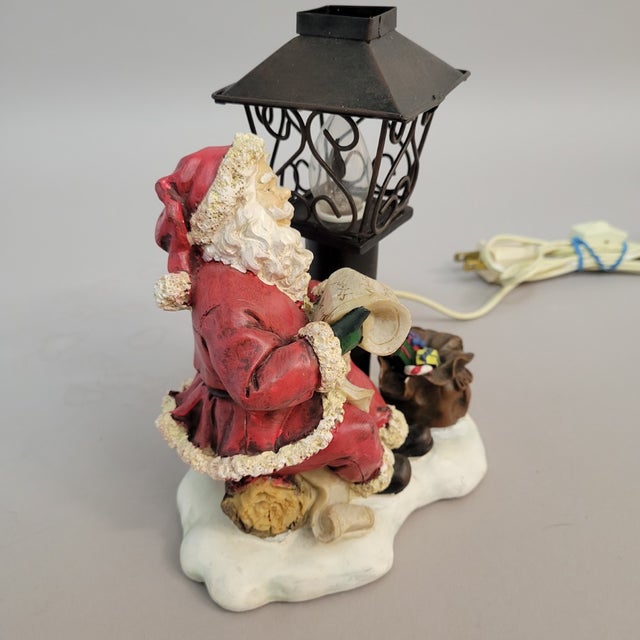 Metal Christmas Vintage Santa Claus Figural Christmas Accent Lamp, C. 1990s For Sale - Image 7 of 10