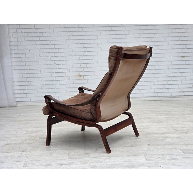 Vintage Scandinavian Lounge Chair in Leather, 1970s For Sale - Image 12 of 18