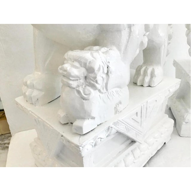 Mid 20th Century White Foo Dogs Carved in Wood Base With Geometrical Figures, a Pair For Sale - Image 11 of 12