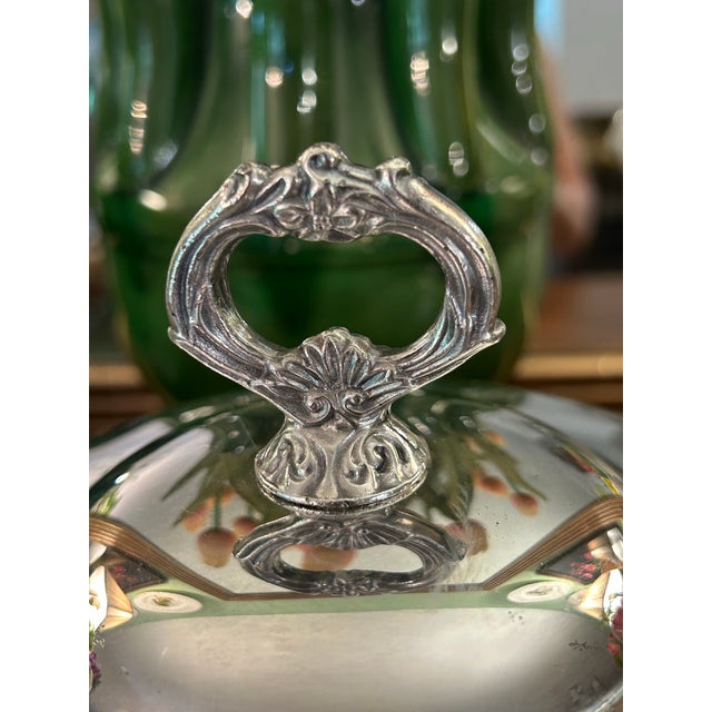 1970’s Sheridan Silver Plate Ice Bucket With Milk Glass Liner For Sale - Image 4 of 11