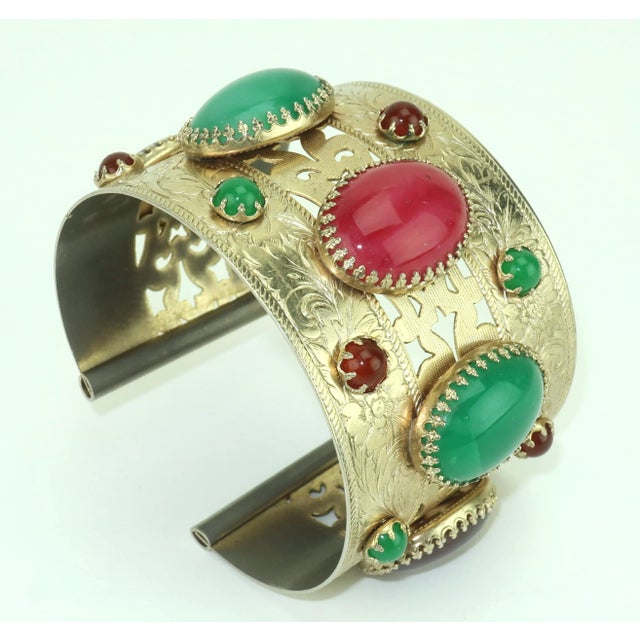 Mid 20th Century Vintage Asian Style Faux Cabochon Cuff Bracelet For Sale - Image 5 of 13