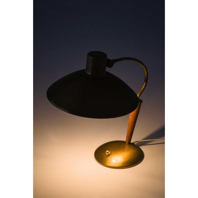 Scandinavian Modern Table Lamp in Brass and Wood, 1940s For Sale - Image 6 of 7