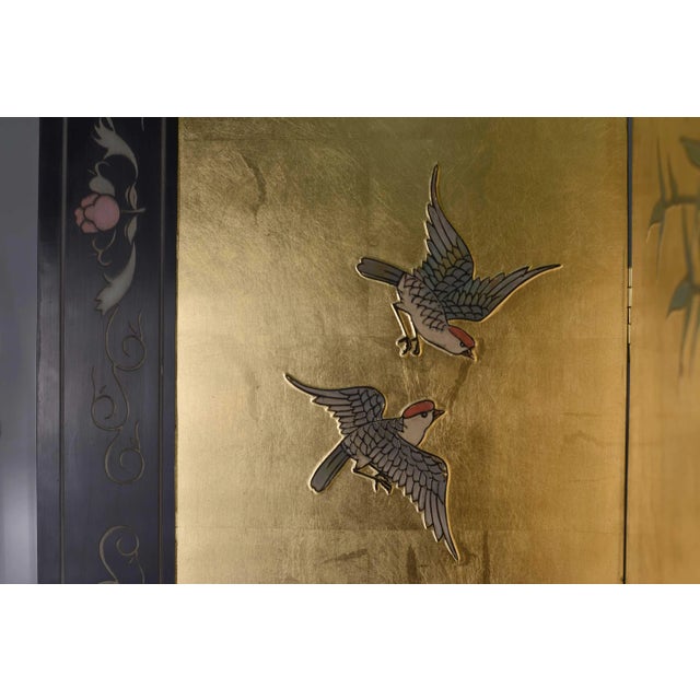 Vintage Chinoiserie Gold Leaf Lacquer 4-Panel Room Divider Screen For Sale In Chicago - Image 6 of 12