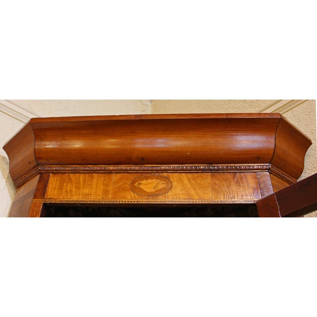 Traditional Late 18th to Early 19th Century George III Period Hanging Corner Cabine For Sale - Image 3 of 8