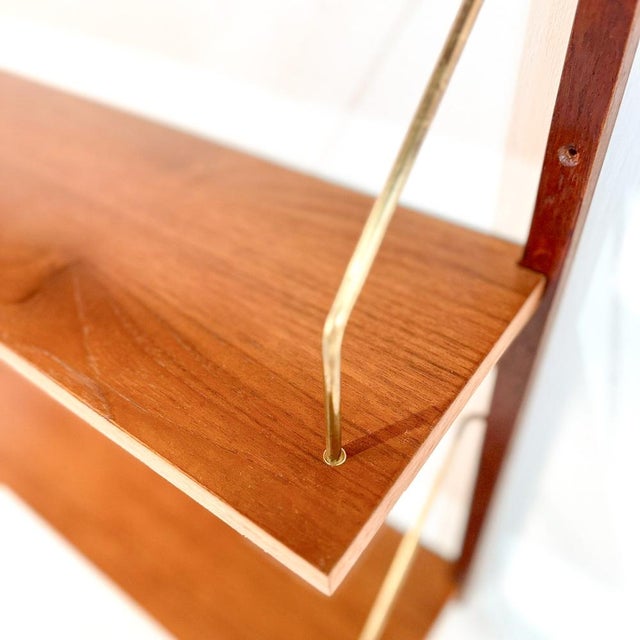 Wood Danish Teak Shelving Unit with Three Shelves in the style of Cadovius, Sorensen, 1960s For Sale - Image 7 of 8