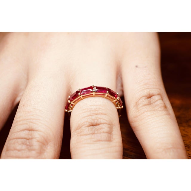 Burmese Emerald Cut Ruby 4.20ct Eternity Band in 18K Yellow Gold For Sale In New York - Image 6 of 7