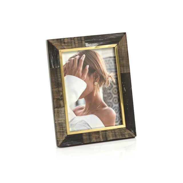 Rustic Trosa Horn with Brass Trim Photo Frame-5" x 7" For Sale - Image 3 of 3