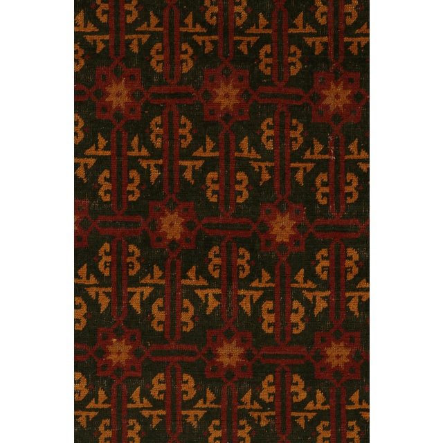 1950s Vintage Mid-Century Geometric Floral Red and Green Wool Rug – Orange-Brown Accents For Sale - Image 5 of 8
