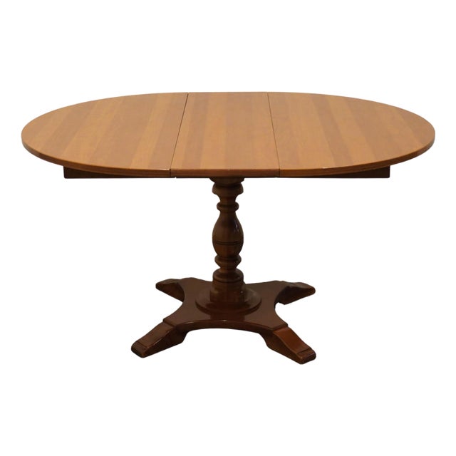 Temple Stuart Solid Hard Rock Maple Colonial Early American Style 53" Pedestal Dining Table For Sale