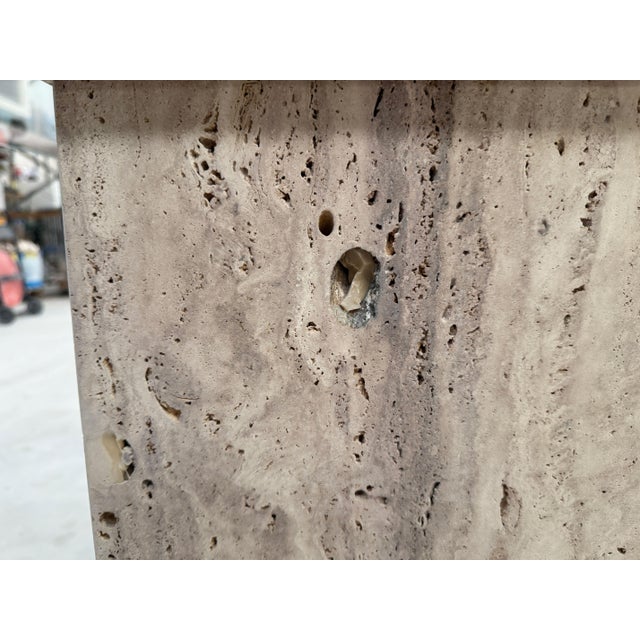 1980s Marina Dining Table in Pink and Brown Jara Travertine Marble, 1989 For Sale - Image 5 of 16