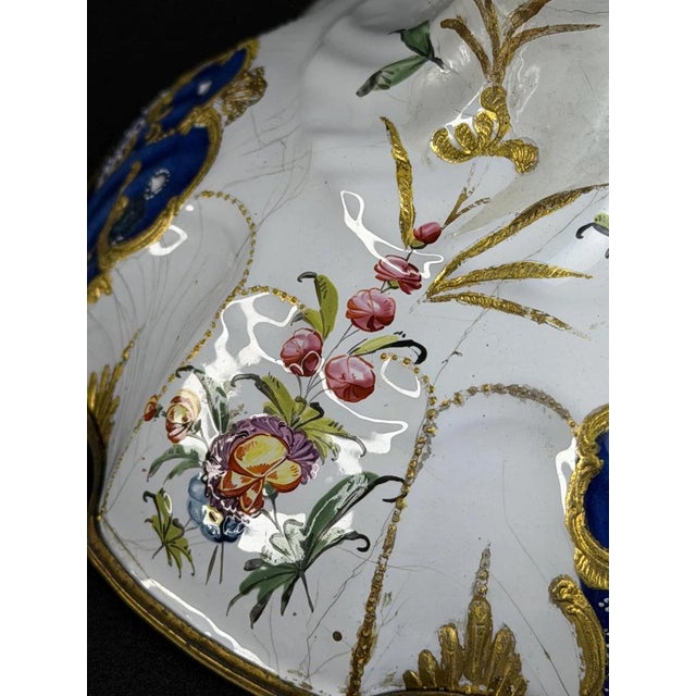 Mid 18th Century Enamel Candlestick attributed to South Staffordshire / Bilston, 1765-1775 For Sale - Image 5 of 13