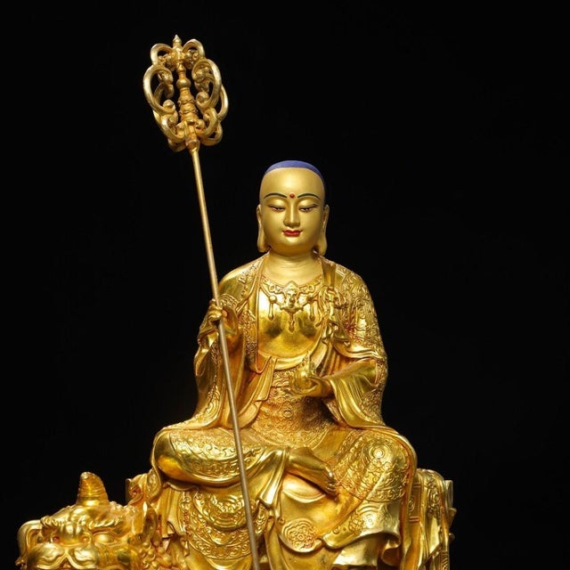 Late 19th Century Gilt Bronze Ksitigarbha Bodhisattva Statue, 3.95kg For Sale In Los Angeles - Image 6 of 9