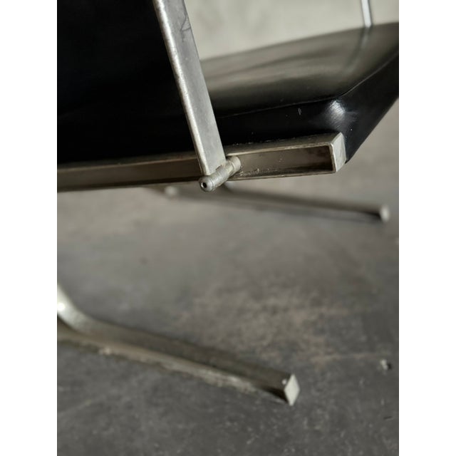 Metal Attributed to Adrian & Ditte Heath Series 186 Airport Chair for Cado | Circa 1969 For Sale - Image 7 of 11