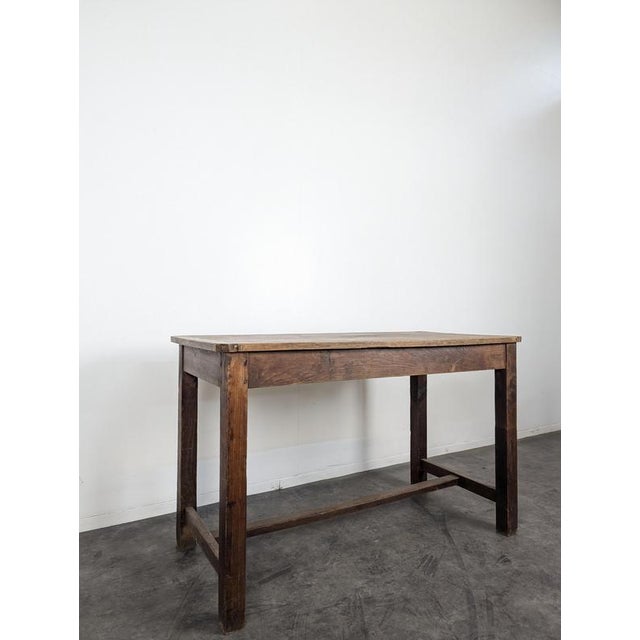 Rustic Walnut Table with H-Shaped Stretcher, in Very Good conditions.