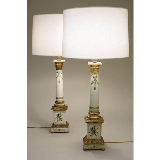 1930s Neoclassical Hand Painted Tole "Grand Tour" Tuscan Style Column Terra Cotta Pottery Wood Table Lamps - a Pair For Sale - Image 9 of 13